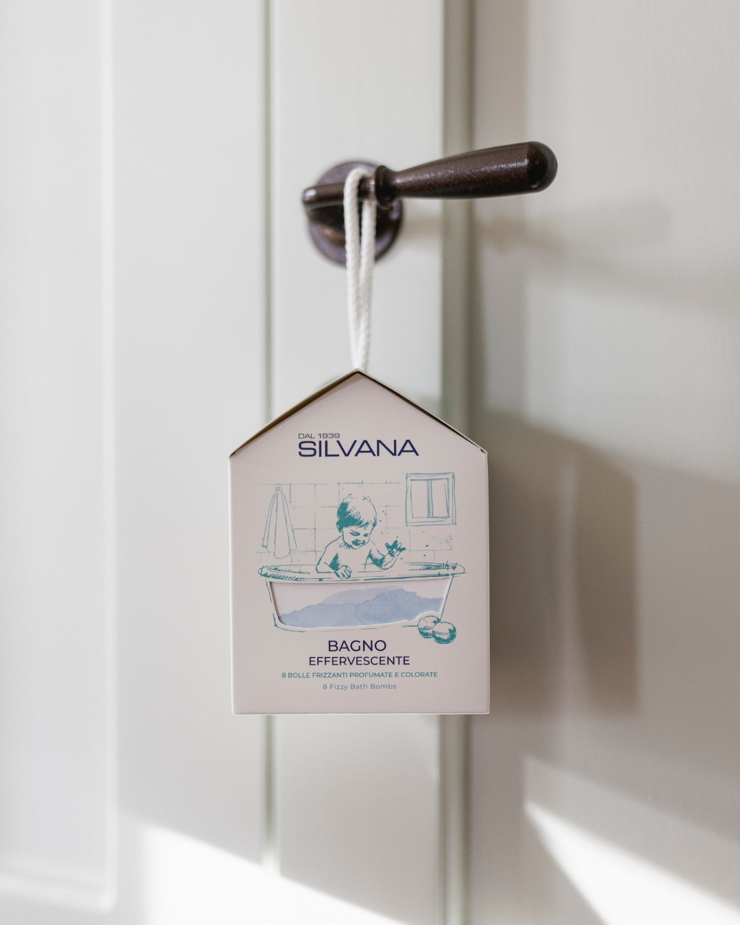 Bagno effervescente Silvana, cosmetici naturali bambini, dona relax e protegge pelli sensibili, Made in Italy