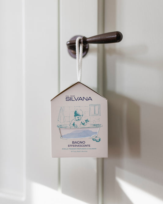 Bagno effervescente Silvana, cosmetici naturali bambini, dona relax e protegge pelli sensibili, Made in Italy