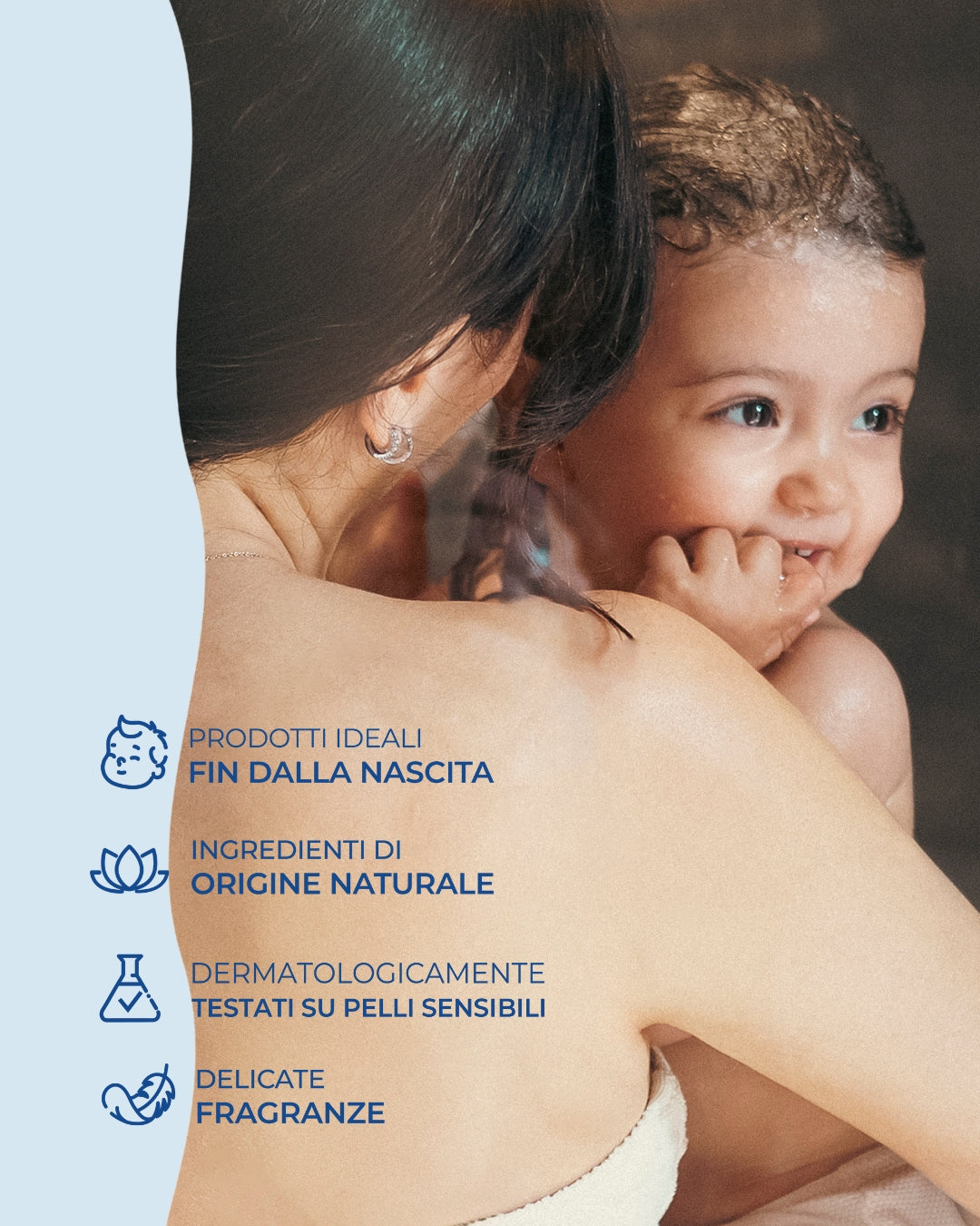 Mamma e bambina durante il bagno, prodotti delicati per pelli sensibili, cosmetici naturali bambini.